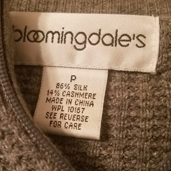 Bloomingdales Cardigan Size XS - Picture 3 of 3
